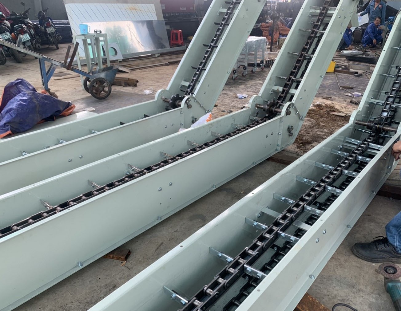 Nồi hơi ghi xích