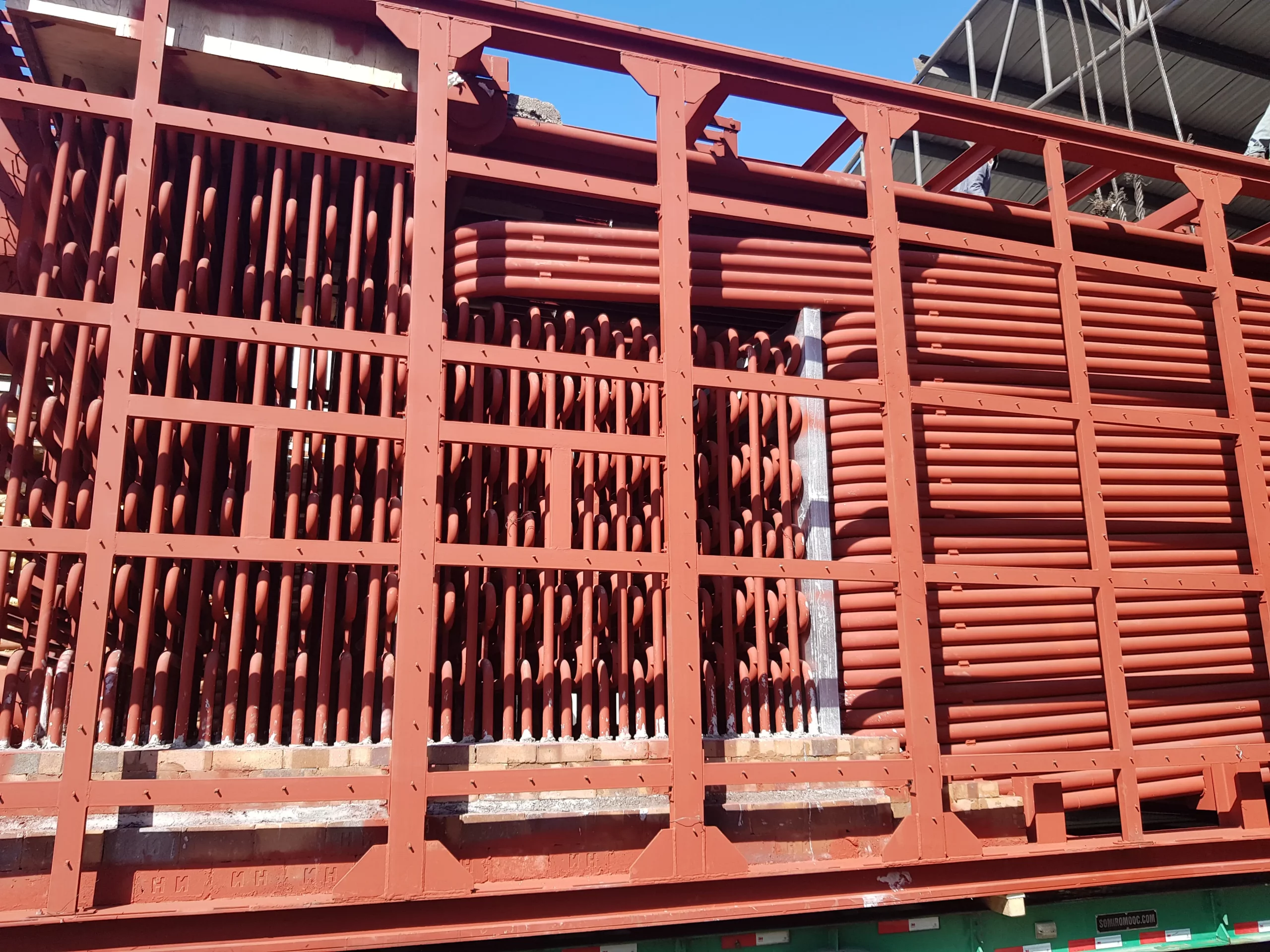 Lò Dầu Tải Điện Ghi Xích Là Gì? Ưu Và Nhược Điểm?